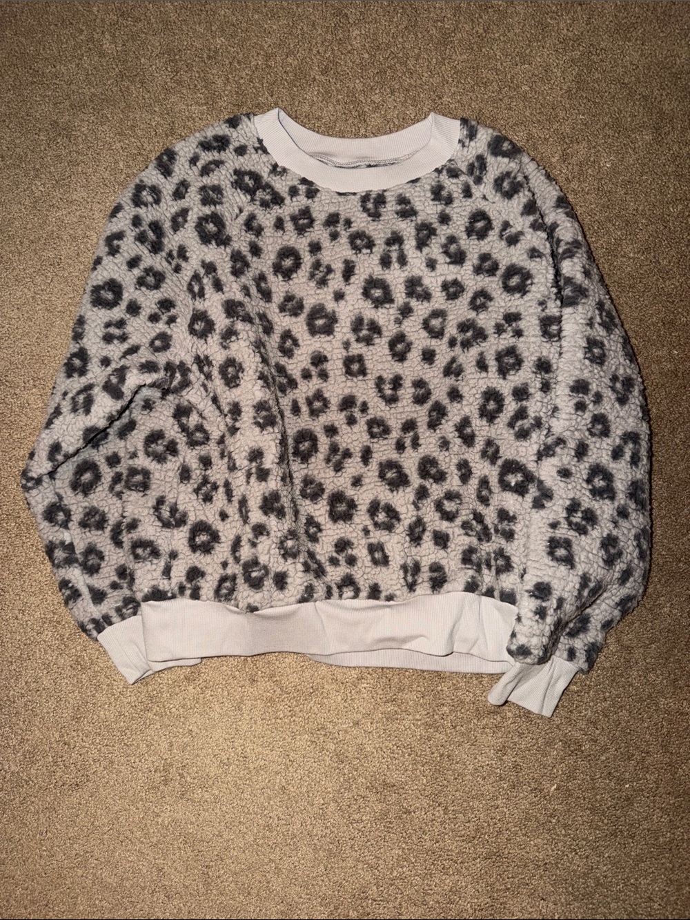 Old Navy White and Gray Leopard Crewneck Sweater